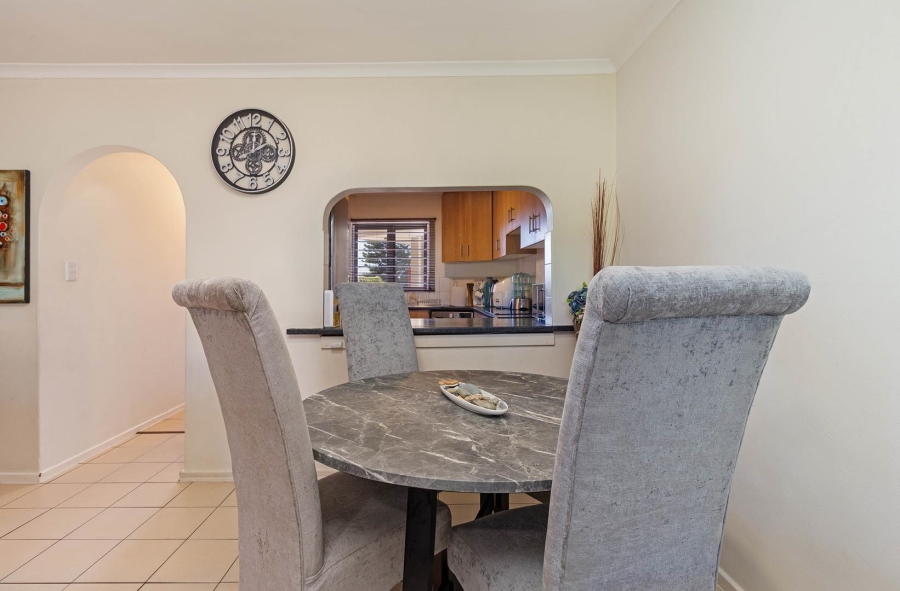 3 Bedroom Property for Sale in Table View Western Cape